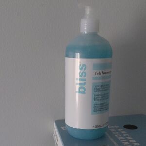 Bliss Fab Foaming Cleanser - Aqua
